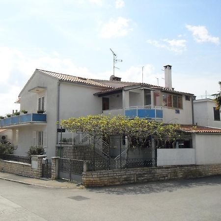 Vile Park Apartments Porec Exterior photo