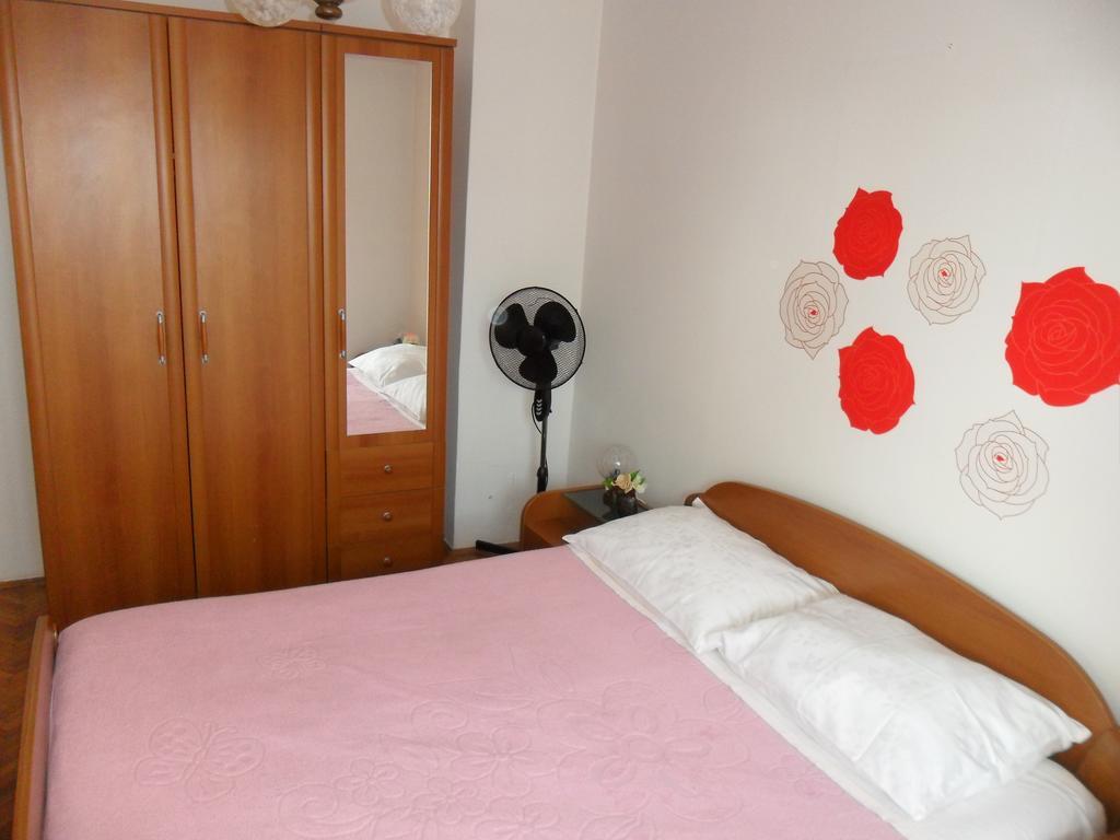 Vile Park Apartments Porec Exterior photo