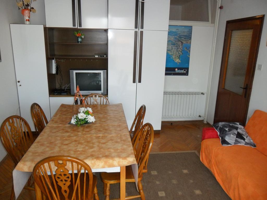 Vile Park Apartments Porec Exterior photo