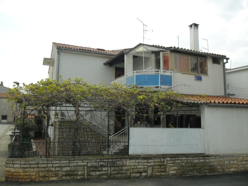 Vile Park Apartments Porec Exterior photo