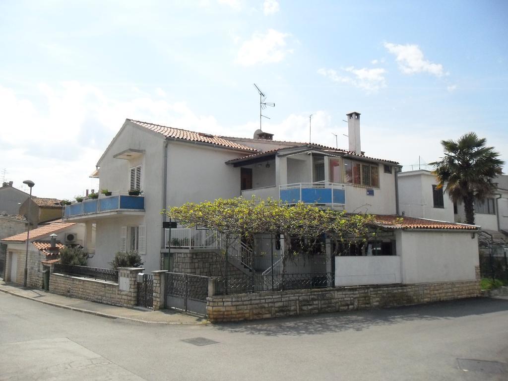 Vile Park Apartments Porec Exterior photo